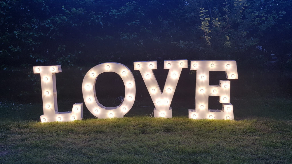 Love letters luminous rental in Milan Italy